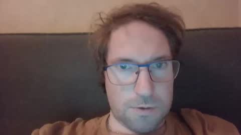 robinouhot online show from February 2025 09:46:01 PM