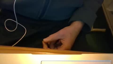 Roger online show from December 2025 04:58:01 PM