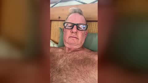 robo0000 online show from May 2026 02:02:02 PM