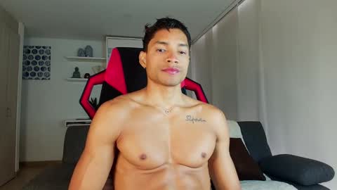 roby_millerr online show from April 2026 03:11:01 PM