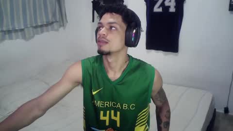 Rocco online show from November 2025 02:28:01 PM