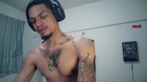 Rocco online show from November 2025 02:25:01 AM