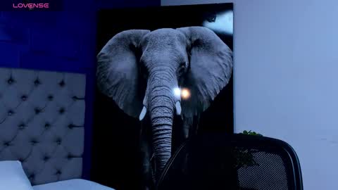 rocco_santos online show from September 2025 07:23:01 AM