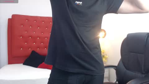 Roccoallegeri online show from March 2026 12:31:01 PM