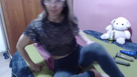 Snapshot of rochelle_xxx chatting on September 2025 08:05:01 AM Rochelle online show from September 2025 08:05:01 AM