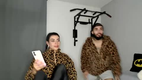 Snapshot of rocio_joan chatting on February 2025 01:35:01 AM rocio_joan online show from February 2025 01:35:01 AM