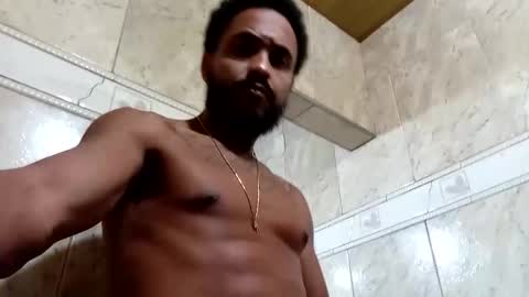 Snapshot of rockmaiaa chatting on October 2025 01:35:01 AM rockmaiaa online show from October 2025 01:35:01 AM