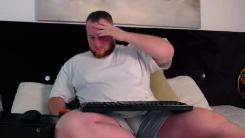 Roddy online show from November 2025 01:03:01 PM