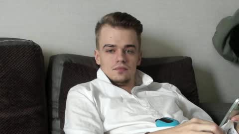 taylor fox online show from March 2025 11:42:02 AM