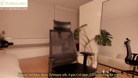 Snapshot of roldansvalery chatting on February 2026 01:11:01 AM Valery Roldans online show from February 2026 01:11:01 AM
