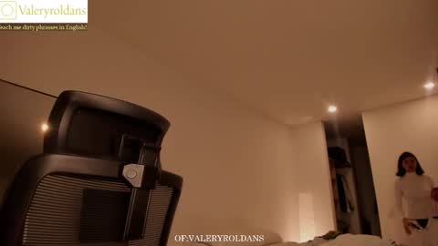 Snapshot of roldansvalery chatting on February 2026 01:17:01 AM Valery Roldans online show from February 2026 01:17:01 AM