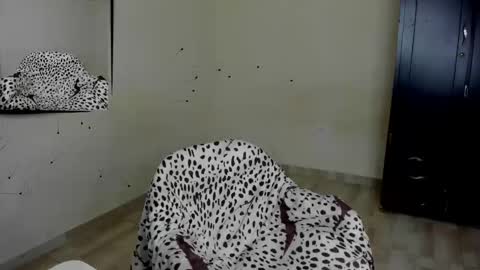 rolling_05 online show from January 2026 12:14:02 AM