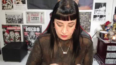 Rolly online show from November 2025 09:58:01 PM