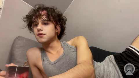 roma_shyguy_ online show from April 2026 10:19:02 PM