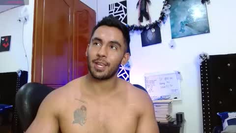 Roman online show from October 2025 09:26:02 PM