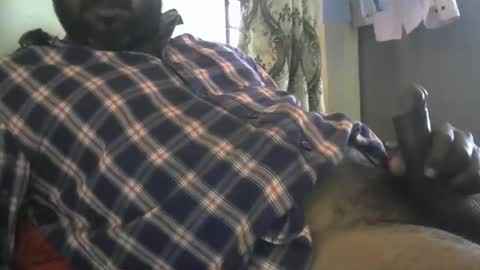 Snapshot of romeo7inch chatting on November 2025 07:29:02 AM Punith online show from November 2025 07:29:02 AM