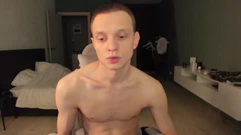 Snapshot of romeo_mercy chatting on March 2025 02:38:02 AM Romeo online show from March 2025 02:38:02 AM