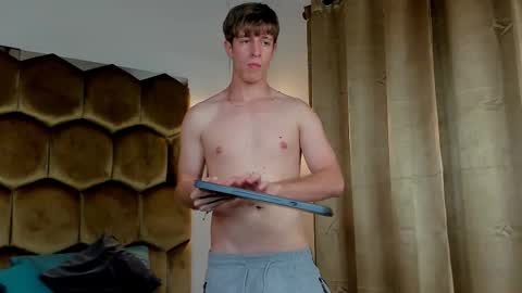 Romeo Ricci online show from February 2026 06:23:01 PM