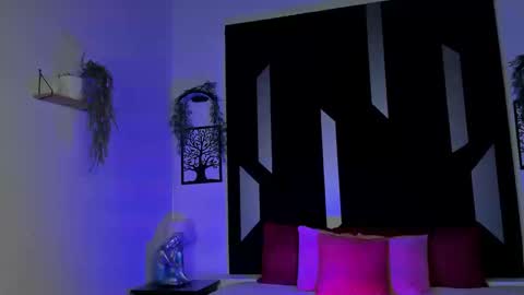 Romeo Ricci online show from March 2026 12:36:01 AM