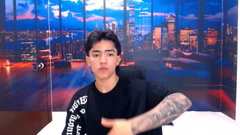 Romeo online show from October 2025 07:03:01 PM