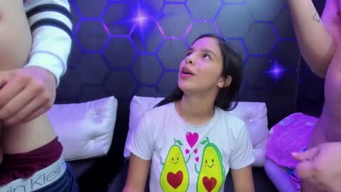  MIA AND PAUL online show from February 2025 11:15:01 PM