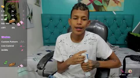 RORY CASTRO online show from November 2025 10:32:02 PM