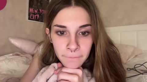 Rose online show from October 2025 03:51:02 AM