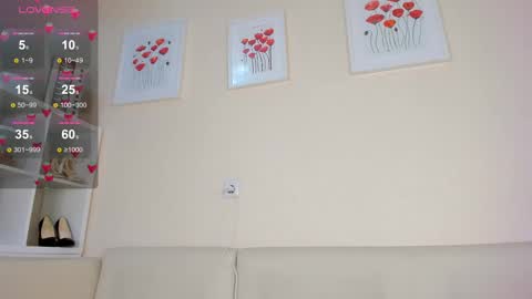 Rosa online show from March 2025 09:00:02 PM