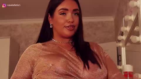 Snapshot of rosaliefetish chatting on September 2025 08:53:01 PM Rosalie online show from September 2025 08:53:01 PM
