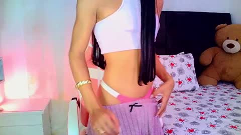 Snapshot of rosalindasexy chatting on April 2026 06:58:02 AM Rosalinda online show from April 2026 06:58:02 AM