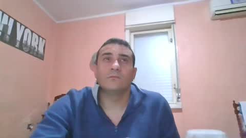 Snapshot of rosario1212 chatting on December 2024 01:47:02 AM Rosario online show from December 2024 01:47:02 AM