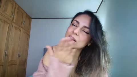 I am Rosa online show from March 2025 08:31:01 PM