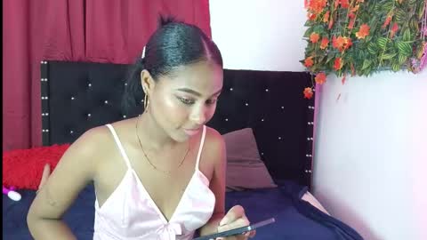Snapshot of rosasexi_09 chatting on October 2025 03:03:02 AM rosasexi_09 online show from October 2025 03:03:02 AM