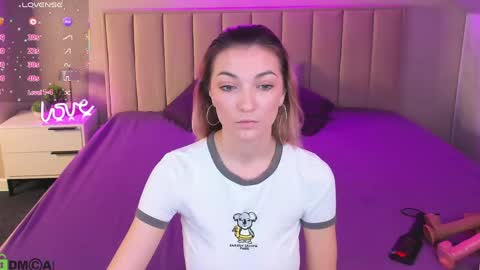 Snapshot of rose_dixon chatting on May 2026 11:23:01 PM Kimberlly online show from May 2026 11:23:01 PM