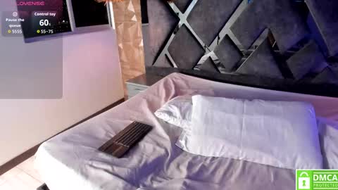 Rose online show from November 2025 04:23:02 AM