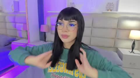 Rose online show from February 2025 12:43:02 PM