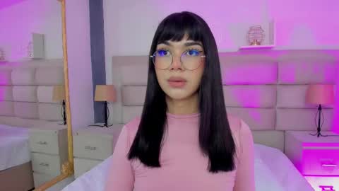 Rose online show from February 2025 04:56:02 PM