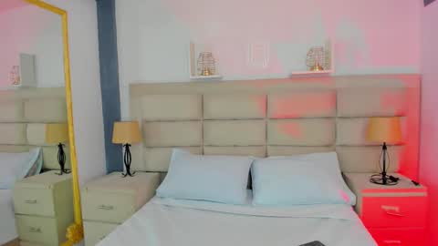 Rose online show from March 2025 04:35:02 PM