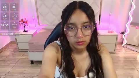 rosee_tay1 online show from January 2026 11:48:02 AM