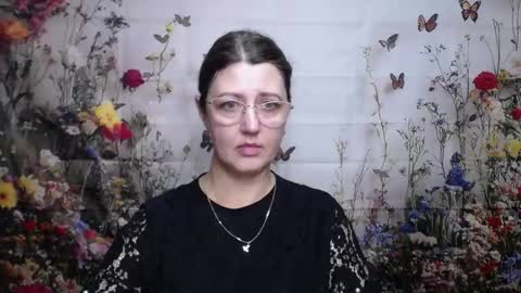 RoseHille online show from November 2025 03:13:02 PM