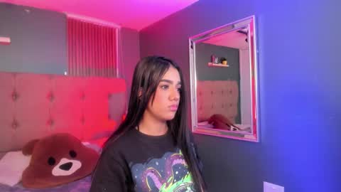 roseliin online show from November 2025 11:53:01 AM