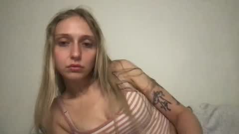 RosePuzzy69 online show from October 2025 07:03:02 AM