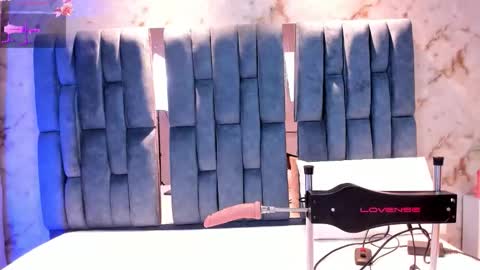 Rose online show from October 2025 05:50:01 AM