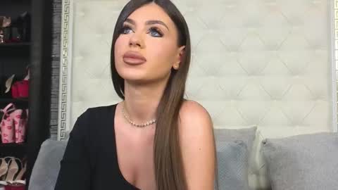 Gabriela online show from November 2025 07:52:02 AM