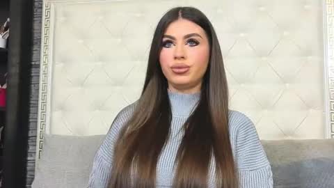 Gabriela online show from December 2025 08:00:01 AM