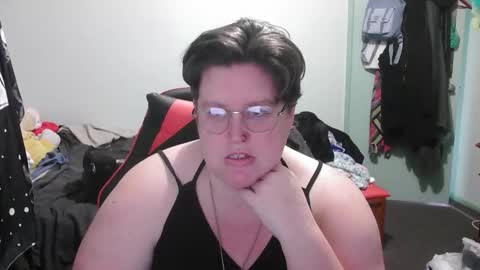 Snapshot of rosey231357695 chatting on October 2025 01:47:01 AM Rosey online show from October 2025 01:47:01 AM