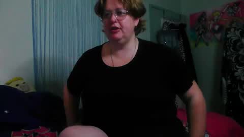 Snapshot of rosey231357695 chatting on December 2025 07:27:02 AM Rosey online show from December 2025 07:27:02 AM