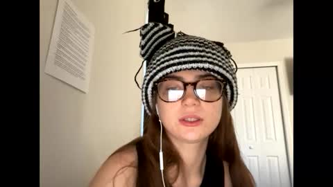 Snapshot of roseyla1 chatting on February 2026 02:49:02 PM roseyla1 online show from February 2026 02:49:02 PM