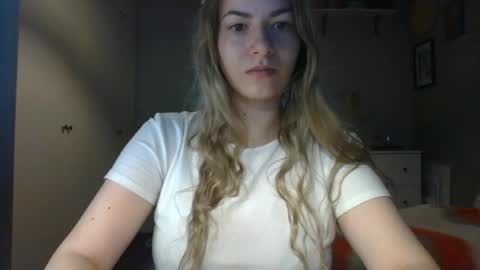 Rosie online show from November 2025 07:51:01 AM