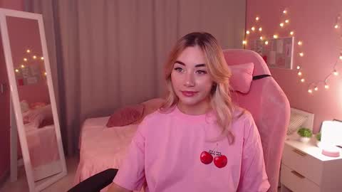 Rosie online show from November 2025 01:06:01 AM